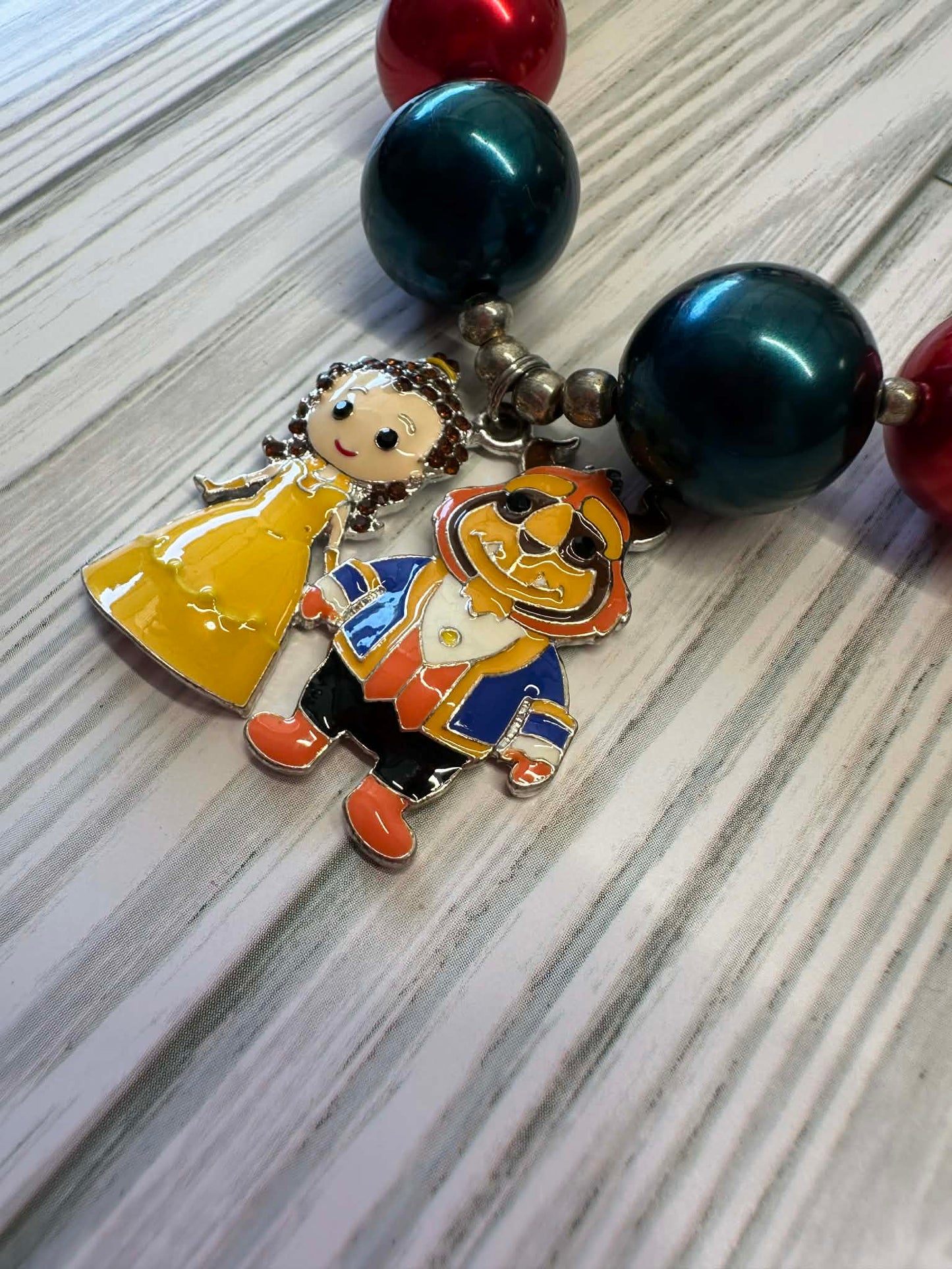 Beauty Bubble Necklace- Young Girl