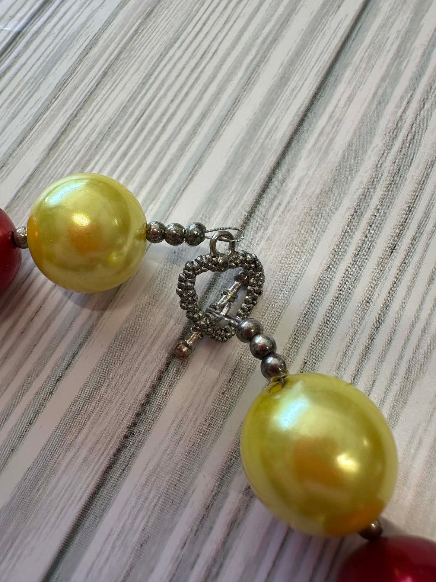 Beauty Bubble Necklace- Young Girl