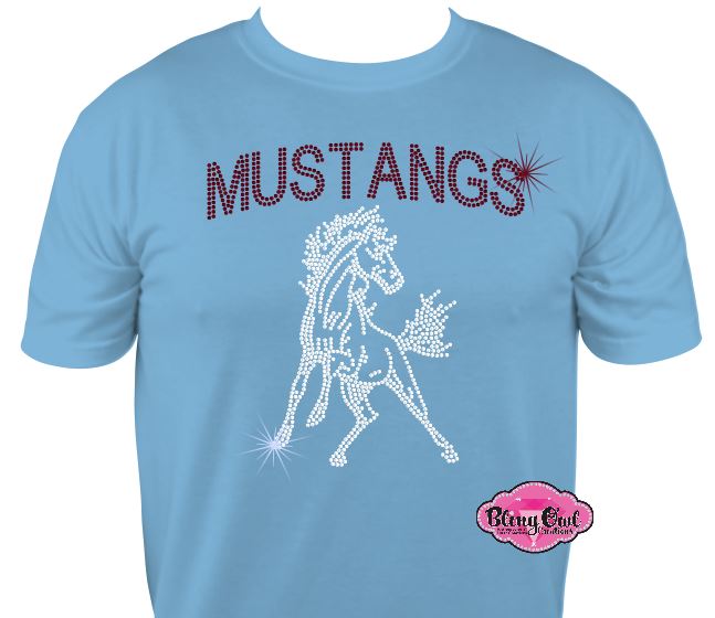 Mustang Large Curve Scoop Neck Tshirt Unisex