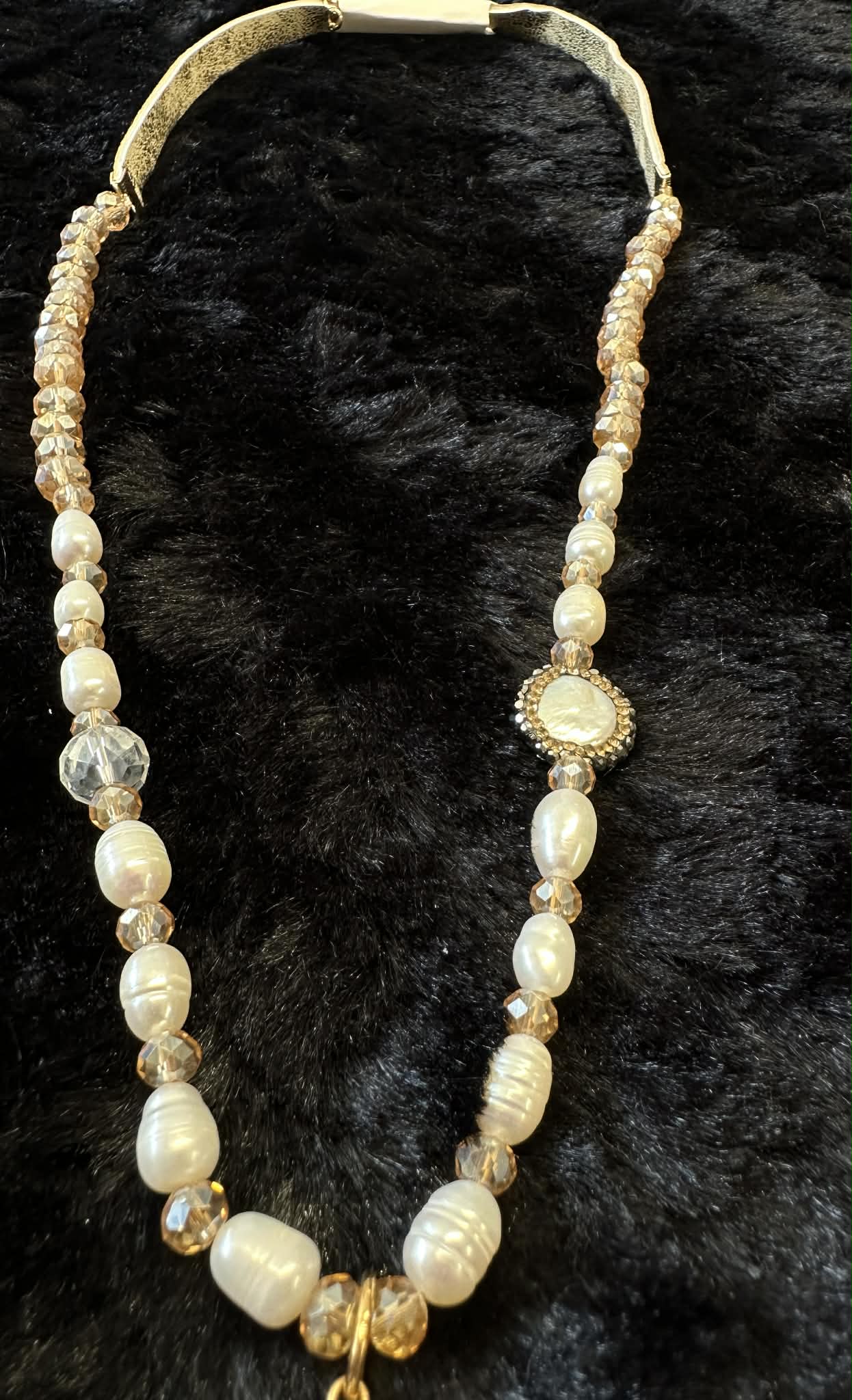 Tassle & Pearl Necklace Multi color