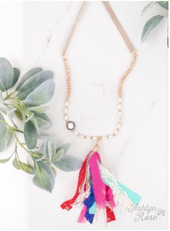 Tassle & Pearl Necklace Multi color