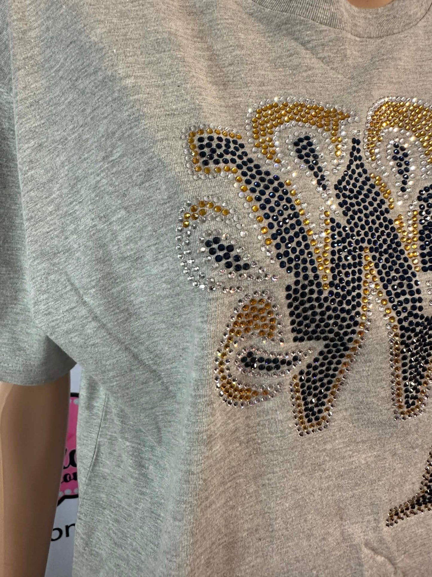 WB Claw Short Sleeve Adult Unisex Sample