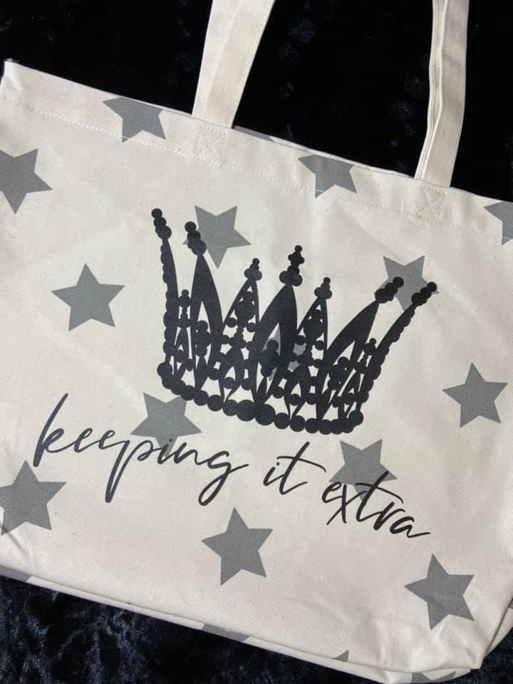 keeping_it_extra casual canvas bag with crown and stars design